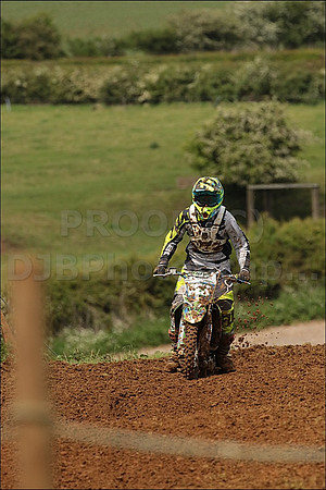 1W9A1617